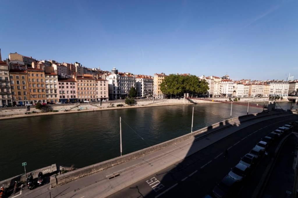 Vieux Lyon Avec Vue Sur La Saone Ail Apartment Ngoại thất bức ảnh